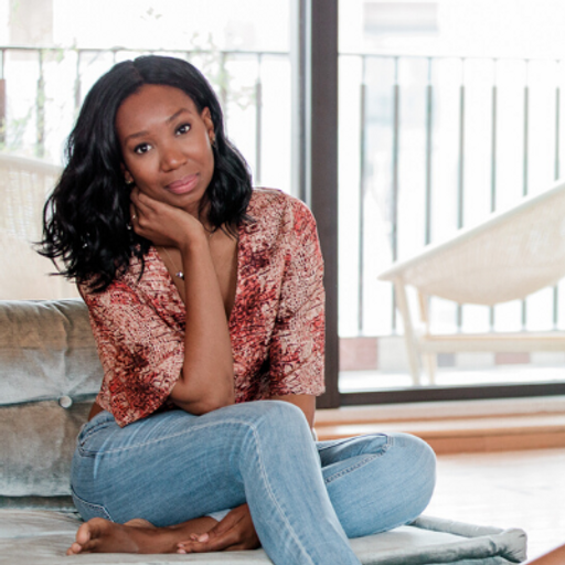 Clara Emanuel Profile Picture 400 x 400 300 1